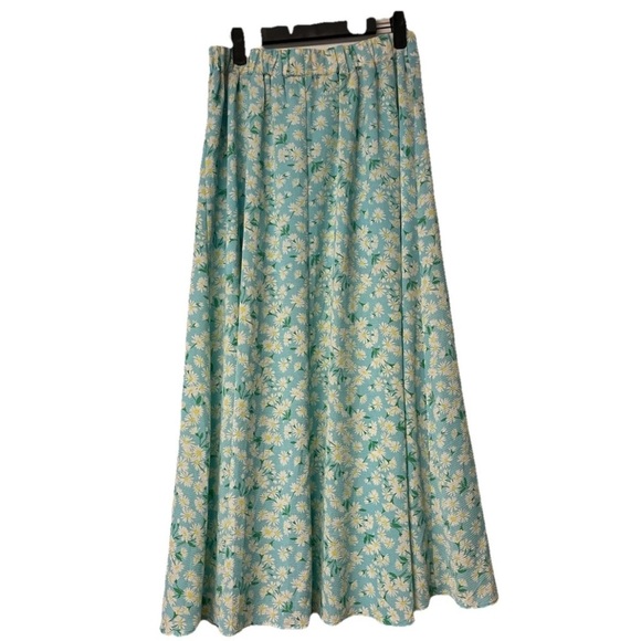 NWOT BCBGeneration Blue Floral Print Pull in Maxi Skirt Size S cottage, boho - Picture 4 of 9